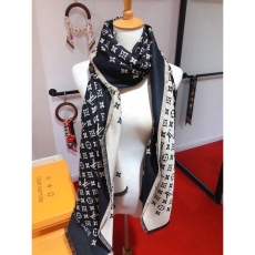 Louis Vuitton Scarf